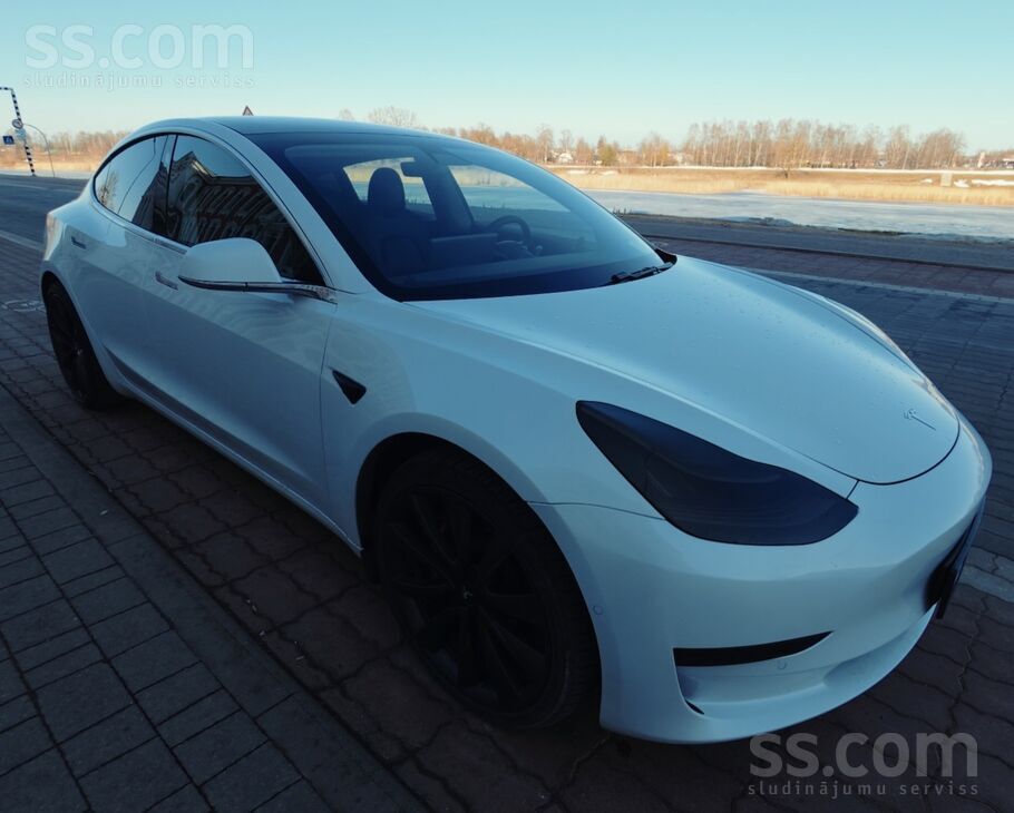 Tesla Model 3 Performance Dual Motor, 2020. gads
Nobraukts 103 000 km, 
Krāsa: bal