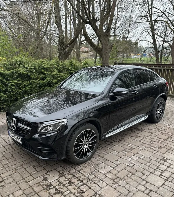 Mercedes Pārdodu Mercedes Glc 250 Coupe 4matic, Amg interio
