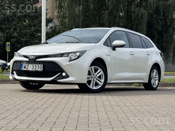 Toyota Corolla - 1