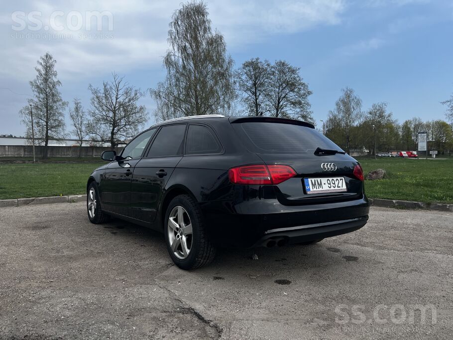 Audi Pardodu Audi a4 Avant, 2012 .mainīta zobsiksna nek