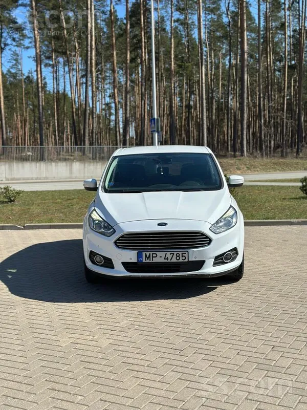 Новый ТО 
Продаю ford S-Max 2.0 Tdci, 2017 г. в. 

Белый цвет, автоматиче