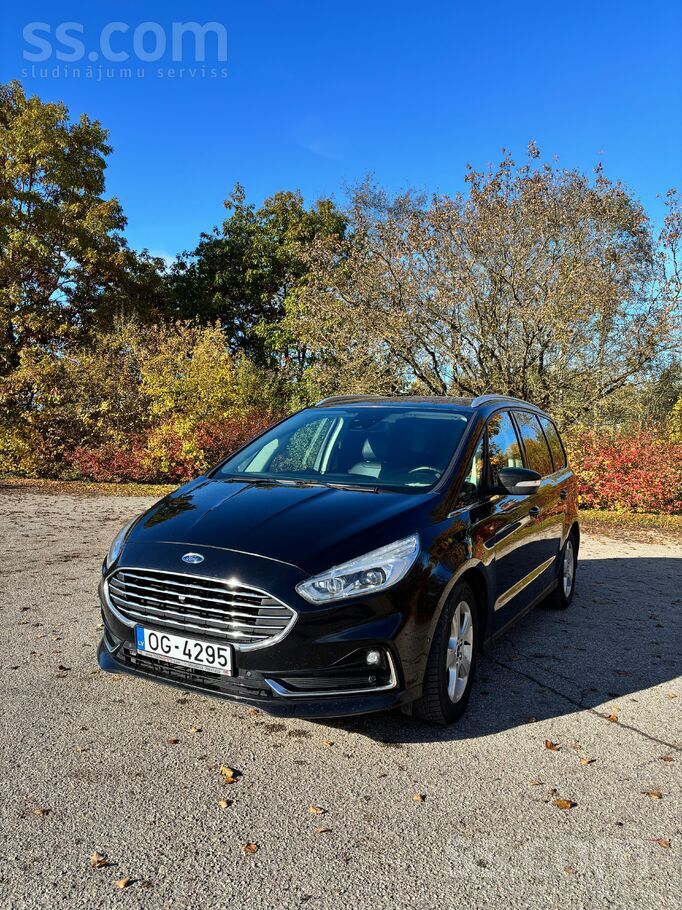 Ford Pārdodu fordu ļoti labā stāvoklī , ievesta no vaci