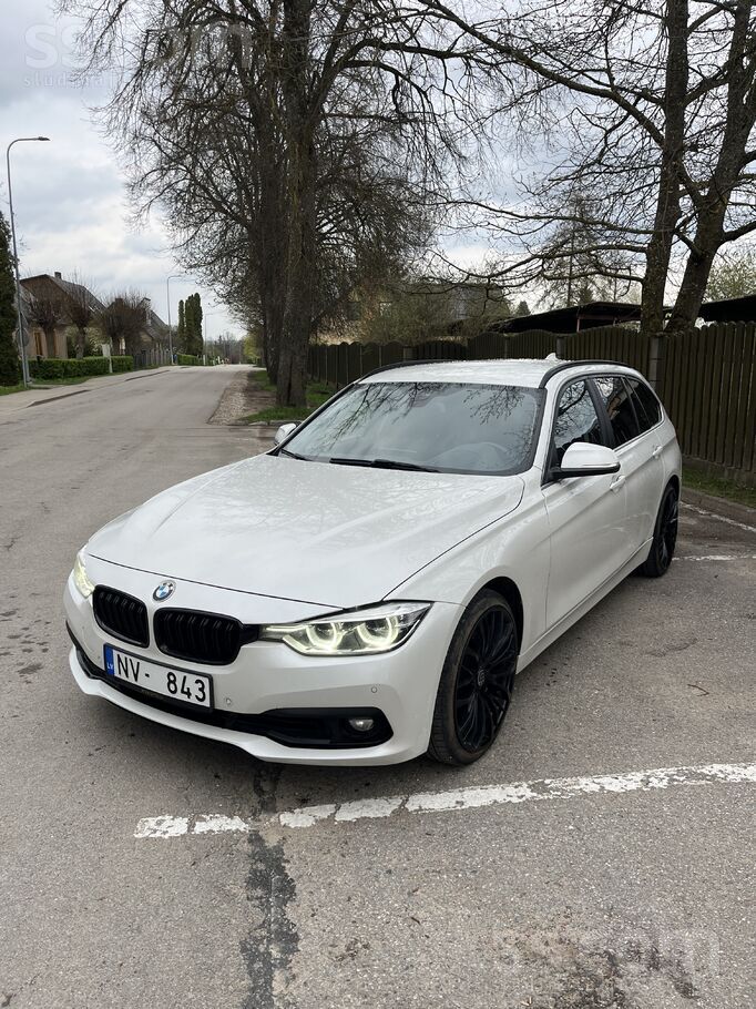 BMW Sakarā ar vēlmi pēc lielāka auto mūsu ģimenei, pār