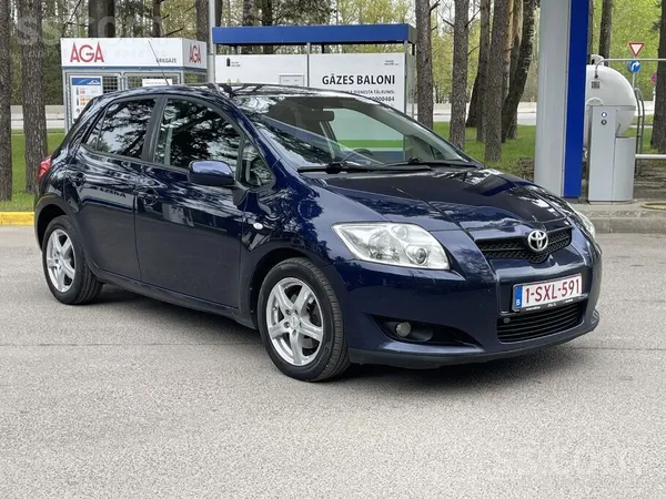 Toyota Toyota Auris 2.0 Dīzelis. D-4-D Jauna T. A Tikko i