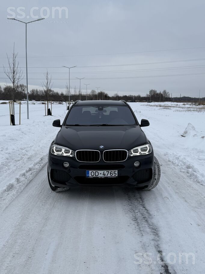 BMW Pārdodu BMW X5 xDrive40d M Sport