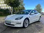 Auto ir uz uzņēmumu, netto cena bez pvn 20, 041 Eur. Tesla Model 3 Performance Dual