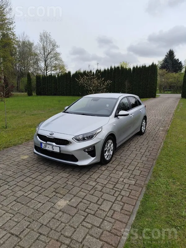 Pārdodu Kia Ceed 1.6d 85kw
Auto divu disku komplekts ar vasaras riepām un z
