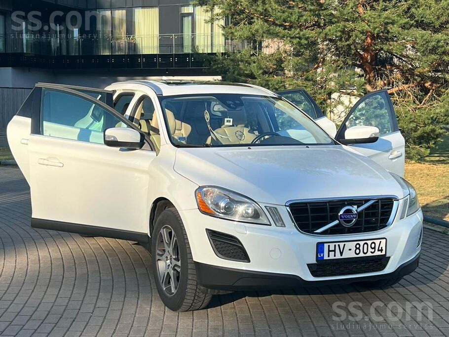 Volvo Pārdodu Volvo Xc60 158kW, D5 4x4 motoru, kas ir la