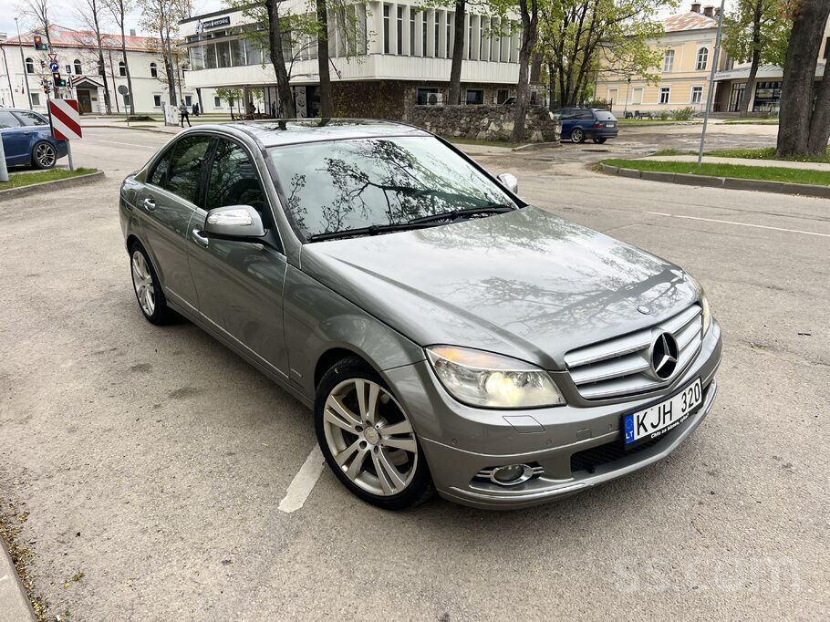 Продаю хороший мерседес в комплектации авангард , подробнее по телефону
Ав