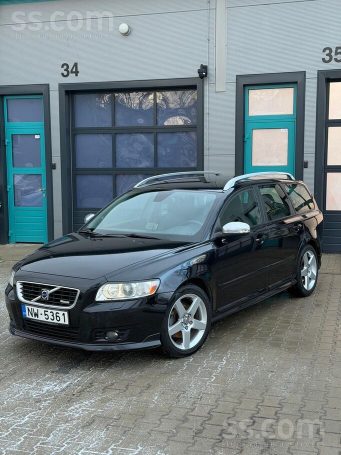Volvo R-Design. Īsts Eiropas auto bez rūsas. Kopts volvo