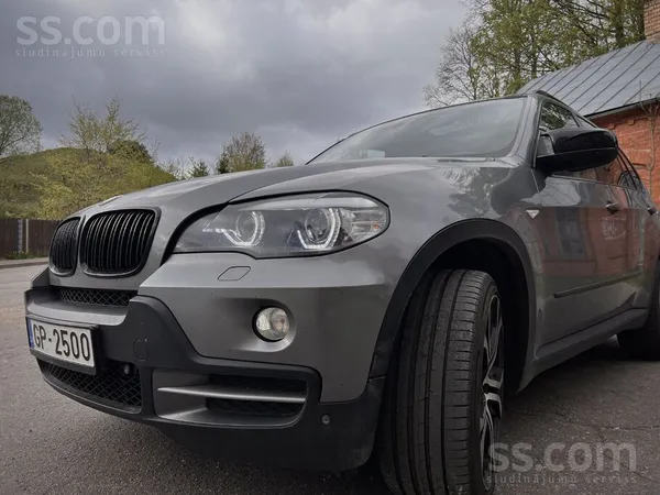 BMW BMW X5 3.0D (e70, 2009.gads) Auto ar labu komplekt
