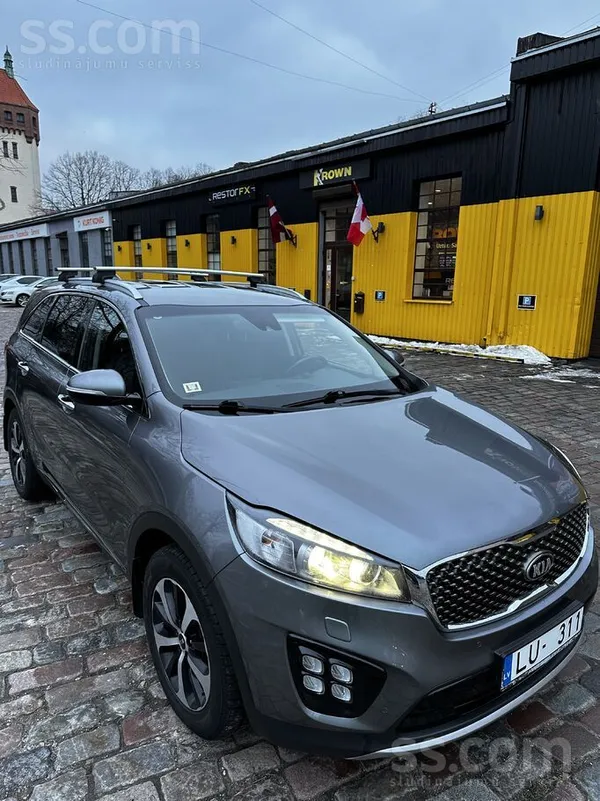 KIA Pārdod. savu ģimenes auto, iegādāta Latvijā. Autom
