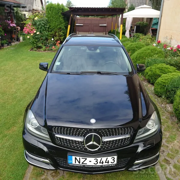 Mercedes Benzins 1.8L Turbo, 135Kw/184Hp Avantgarde. Restyl