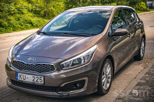 KIA Pārdod Kia Ceed 1.6 dīzelis, manualā ātrumkārba. 