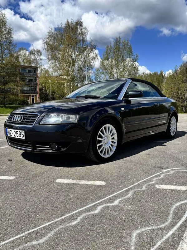 Audi Pārdodu audi a4 kabrioletu 2.5d ar automātisko kār