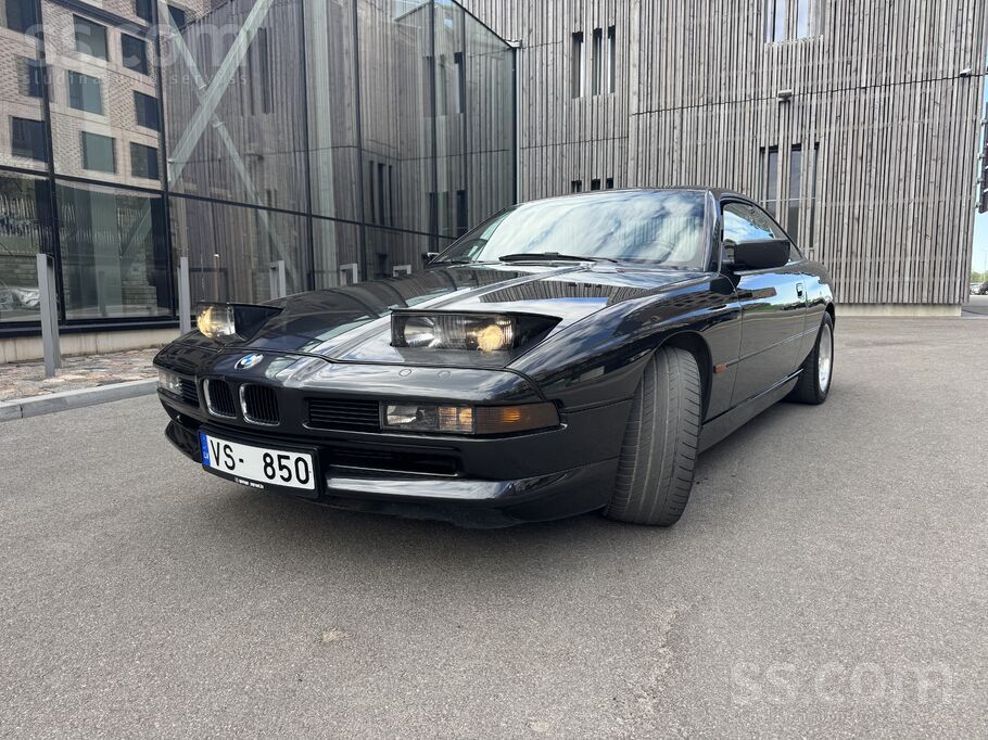 Retro auto, BMW 850, E31, 1991g. , vēsturiskā spēkrata statuss. Tikko izieta