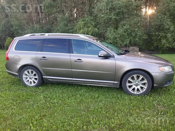 Volvo Pārdodu uzticamu un komfortablu ģimenes auto – Vol