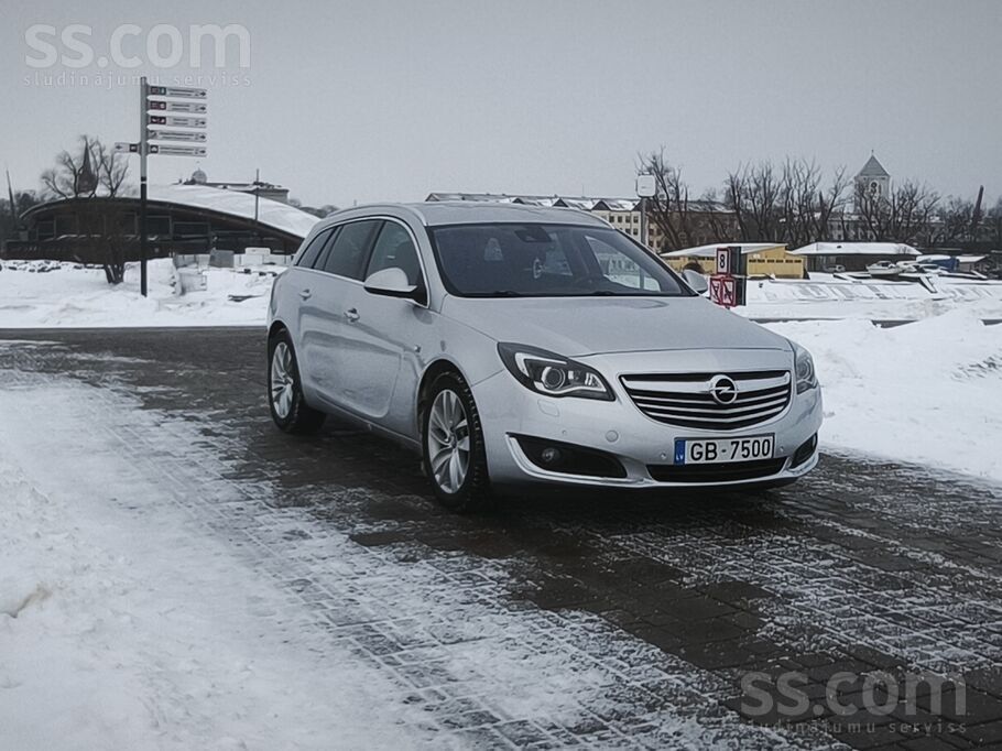 Opel Jaunā skatē. Var teikt teicama stāvoklī. Piekarē s