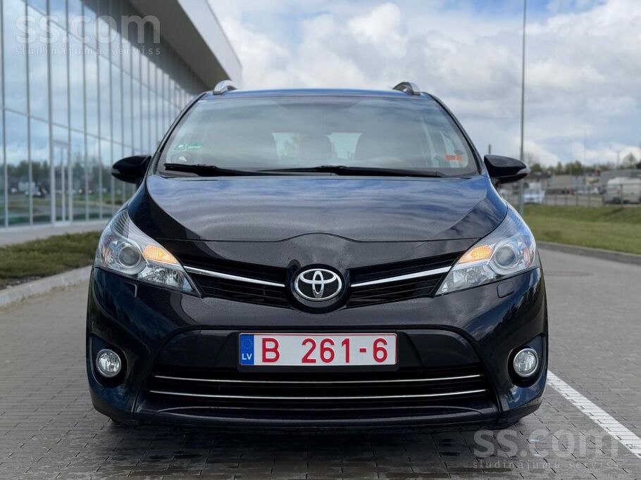 Toyota Teicamā tehniskā un vizuālā stāvoklī. 7 vietas. Dz