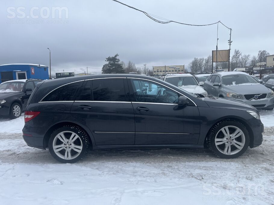 Auto ļoti laba tehniska un vizuala kārtība . Visas apkopes veiktas laicīgi.