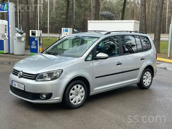 Volkswagen VW Touran 7-Vietīgs, jauna ta, ekonomisks 1.6 dīze