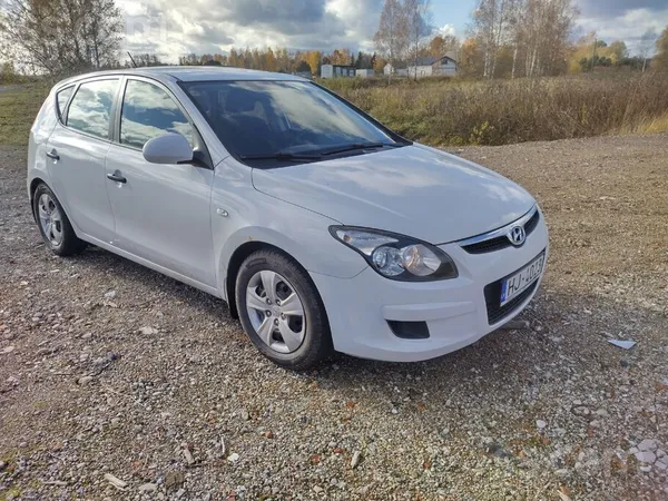 Hyundai Tiek pārdots Hyundai i30 ar 1.4 benzīna dzinēju un