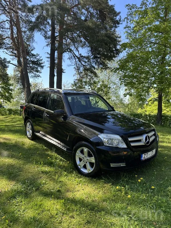 Mercedes Steidzīgi vēlamies pārdot, tāpēc tāda cena. 