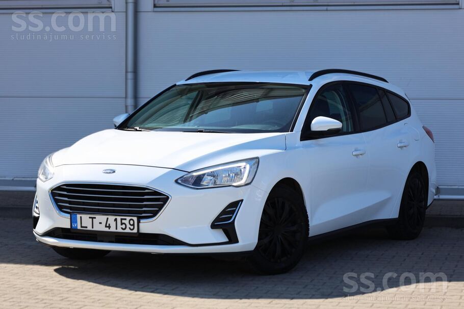 1.5d, Manuāls, 152tkm, līniju asist. , avārijas bremzēšanas sistēma, sēdekļu