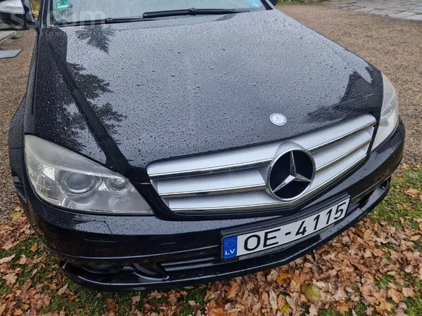 Mercedes C220 cdi . 2.2 dīz. 125kw .