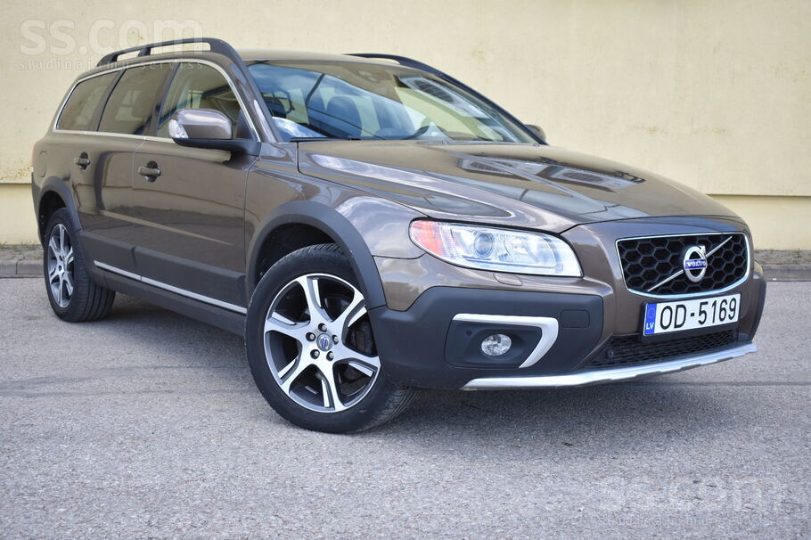 Volvo Volvo Xc70 (2013.g) Brūna met. 