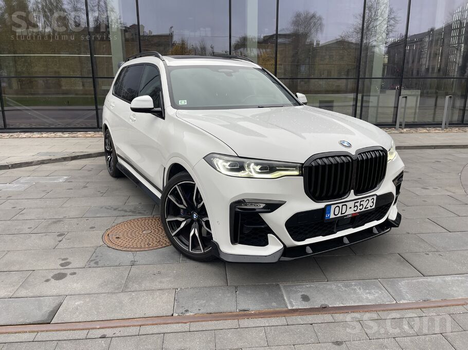 BMW Pārdod BMW X7, 4.0i, X-drive ar 340 zirgspēkiem. 