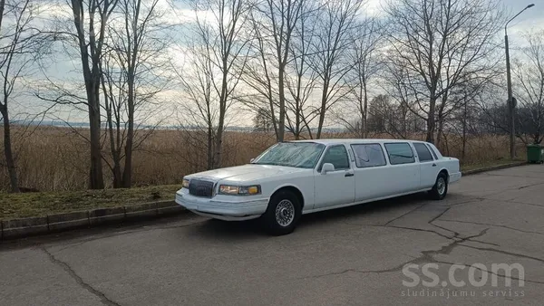 Others Lincoln town car 1996, Tehniski labā braucamā kārt