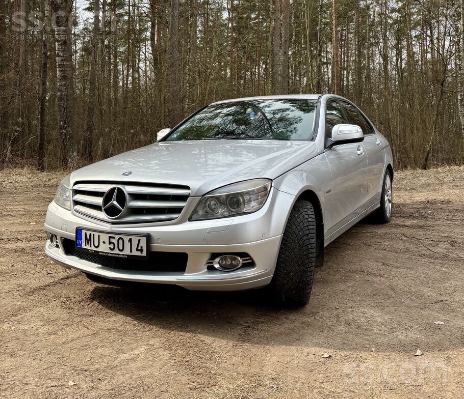 Mercedes Pārdodu pievilcīgu un ar bagātīgu komplektāciju Me