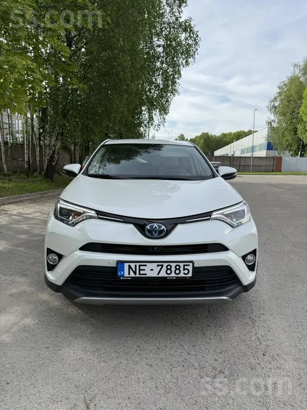 Toyota Rav4 Hybrid Suv, Premium komplektācijā. 2.5 Benzīn