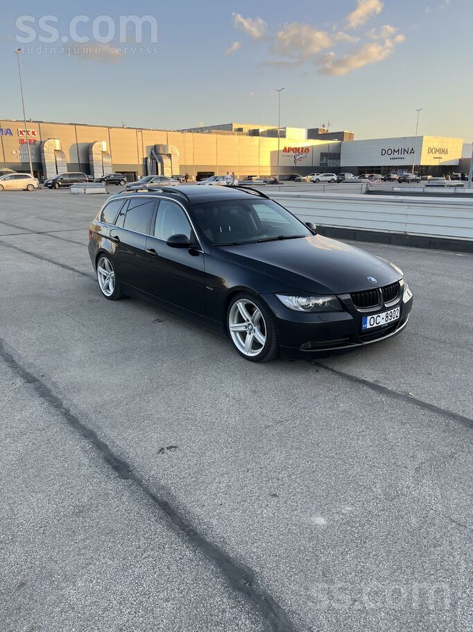 BMW 325d 145kw čipots. Svaiga TA. Eļļa mainīta katrus 10k. Visam sekots līdz