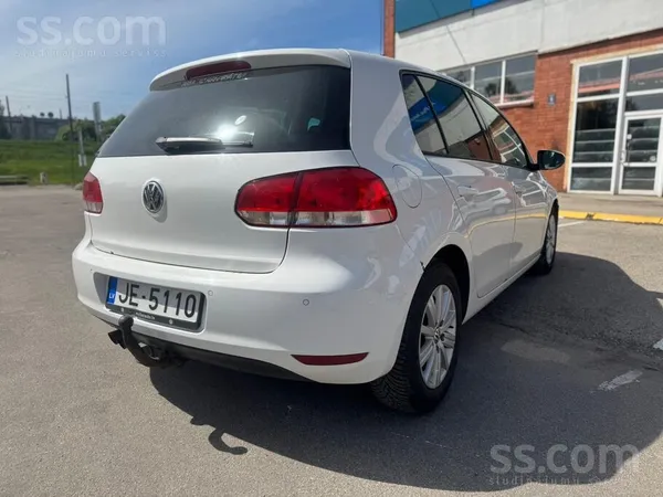 Volkswagen VW Golf 6 Auto labā tehniskā stāvoklī. Ir vizuāli 