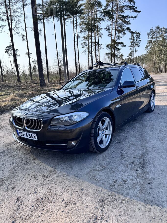 BMW Pārdodu ğimenes auto. Var apskatīt Mārupes novadā,