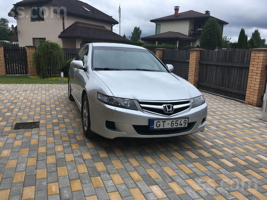 Honda Automašīna ideālā tehniskā un vizuālā stāvoklī, re