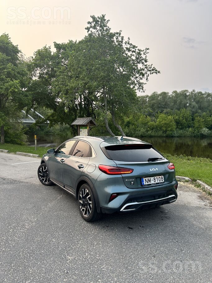 Cena ar pvn. Svaiga TA uz diviem gadiem , lielā apkope pie 45k. Komplektā zi