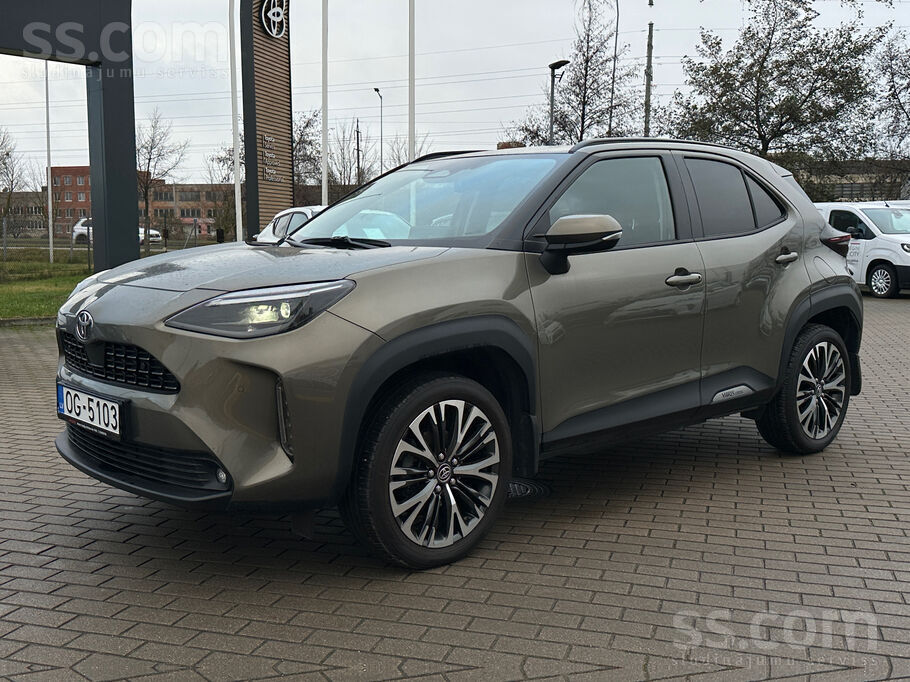 Toyota Toyota Yaris Cross Awd Hybrid, 2024. gada, 1.5L be