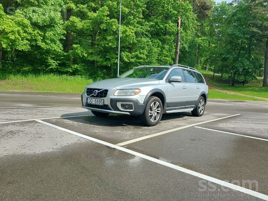 Pārdod Volvo Xc70 cross country. 2009.gada. 2.4 dizelis(136kw). Tīko no Nīde