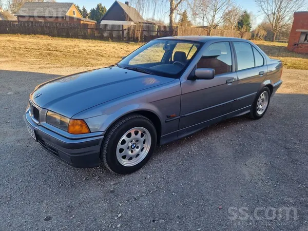 BMW Pārdodu ļoti labu e36 no Vācijas viss orģināls un 