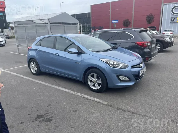 Hyundai Jauns TA, divi riteņu komplekti – ziemas un vasara