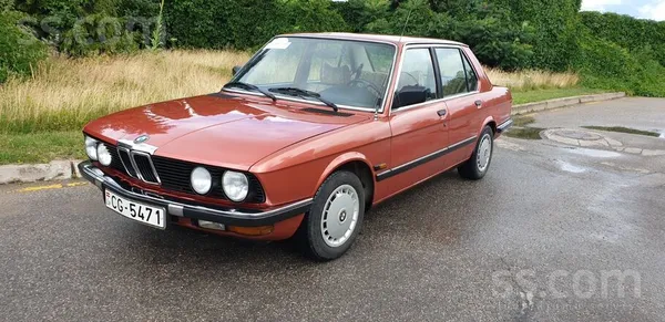BMW Izcilā stāvoklī. BMW 520i (E28), 