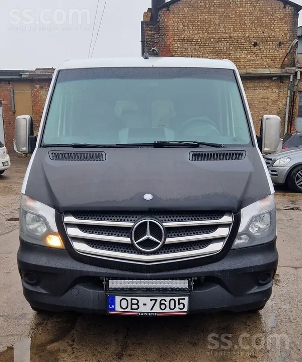 Mercedes Pārdod Mercedes Benz Sprinter ar 2.2 dīzeļdzinēju 