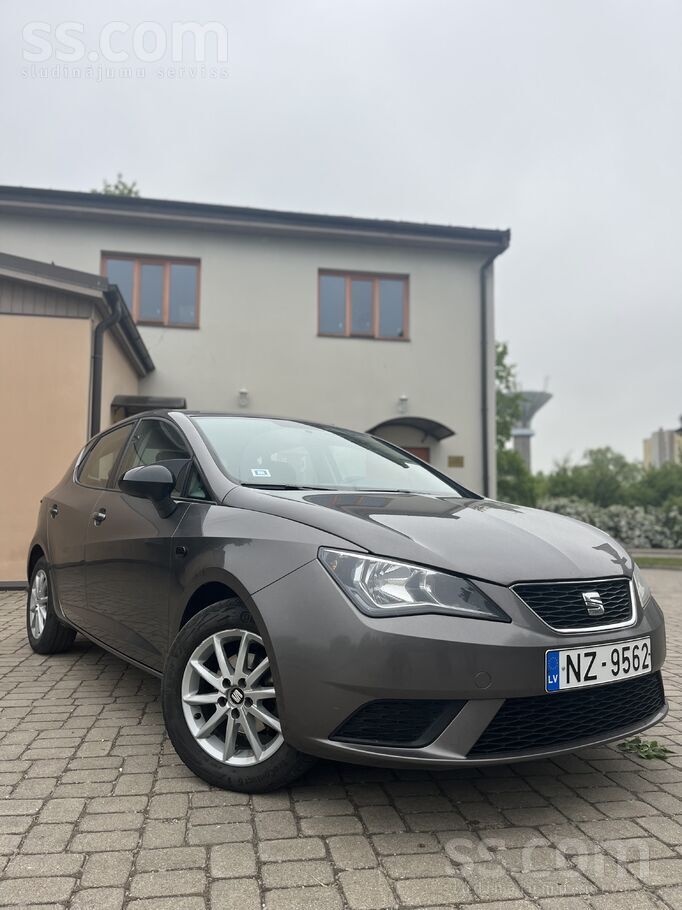 Pārdodu labu un nenodzītu Seat Ibiza 1.4L dīzeli, manuāla kārba - 5 ātrumi.
