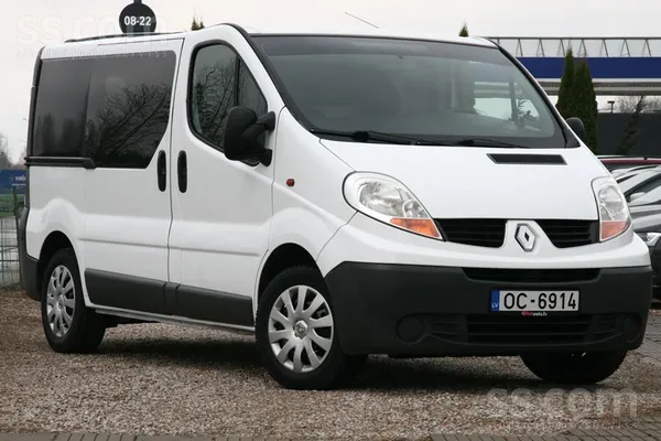 Renault Renault Traffic 2.0cdi 6 ātrumi. 3 vietas. 240000k