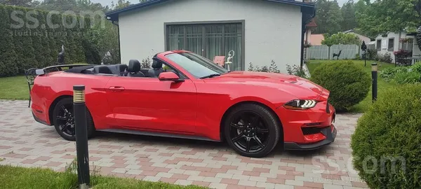 Pārdodam savu kabrioletu Ford Mustang. Auto ir kopts, ļoti labā stāvoklī. Li
