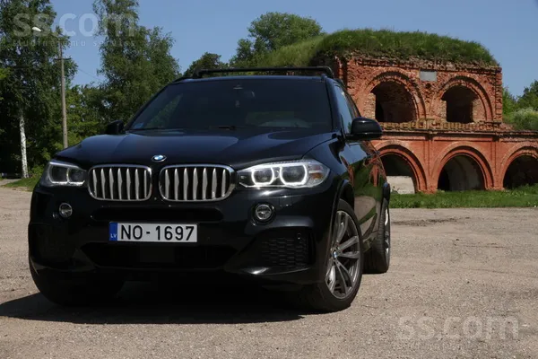 BMW BMW X5, 40D , 313л. с 230kw .