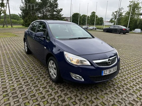 Opel Opel astra 1.4benzīns 74Kw Motors - Auto no Vācija